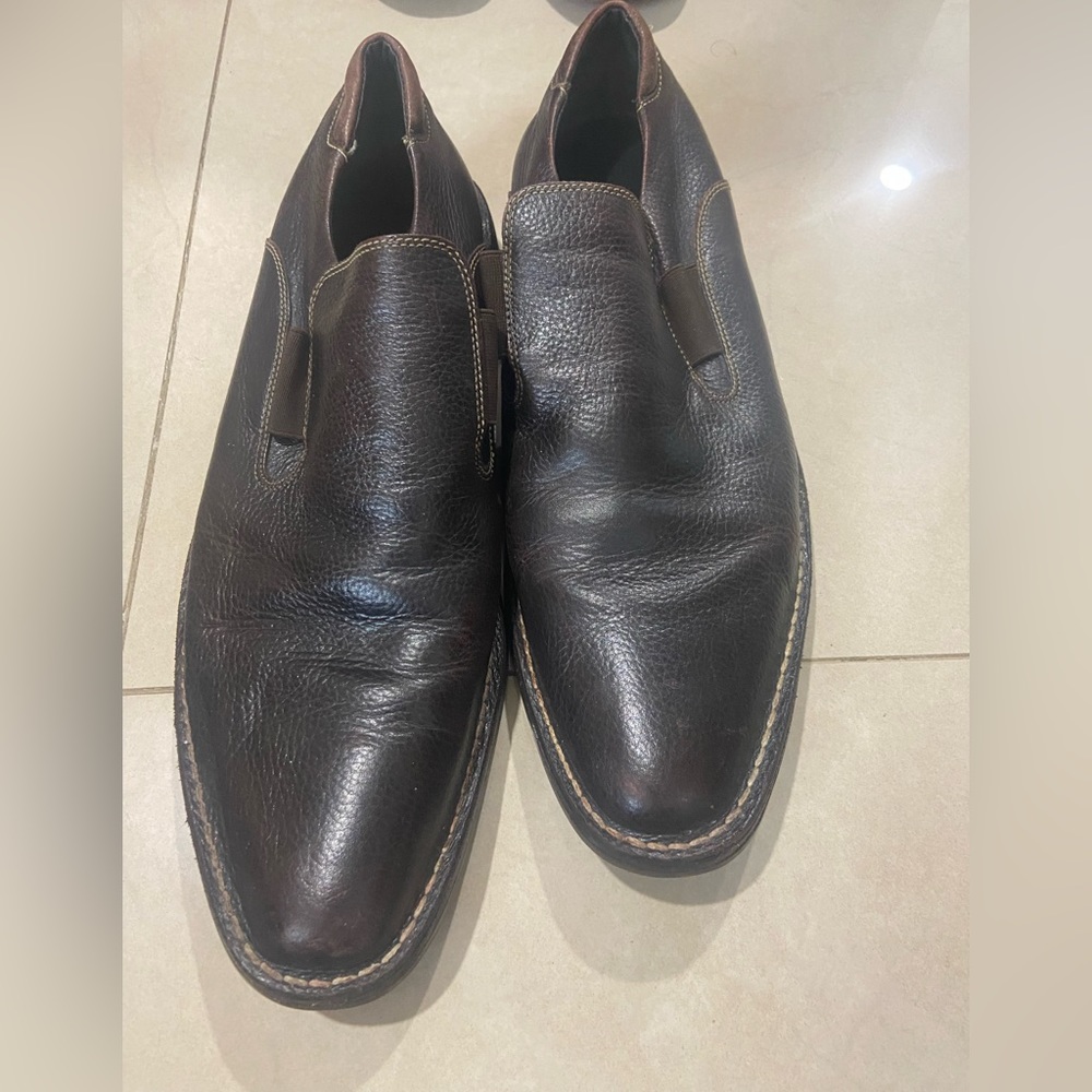 Men’s size 12 cole haan shoes . Great condition